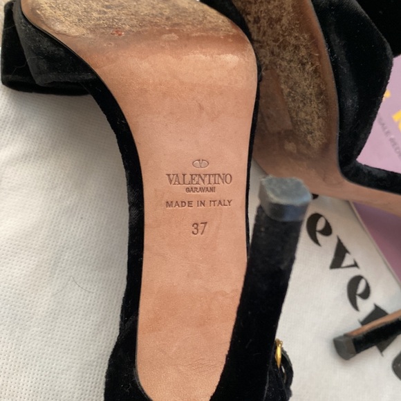 Valentino heels size 7 - Picture 6 of 6